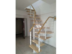 钢木楼梯，钢质龙骨大梁，实木踏板，pvc扶手